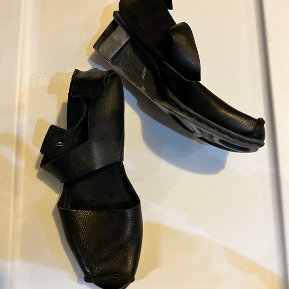 Trippen German brand Black Leather Women's Shoes - Picture 2 of 7